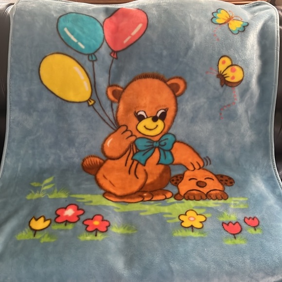 Vintage Rare Honey Bear Plush Blanket - Picture 3 of 16